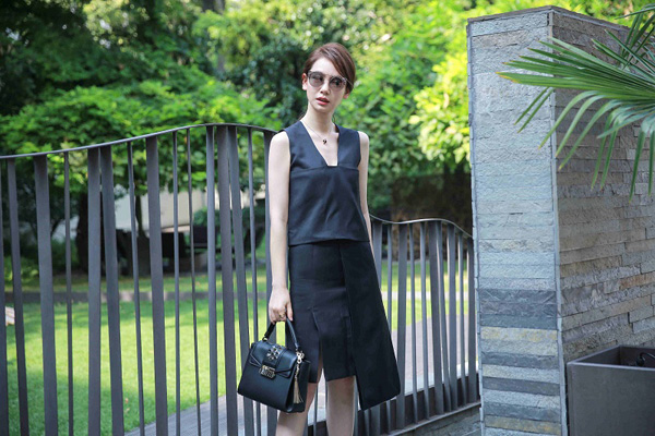 寶格麗Serpenti Viper手袋,續寫靈蛇魅惑傳奇