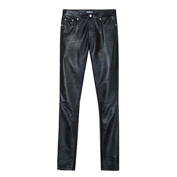 Mytheresa攜手Calvin Klein Jeans發(fā)布獨(dú)家合作系列