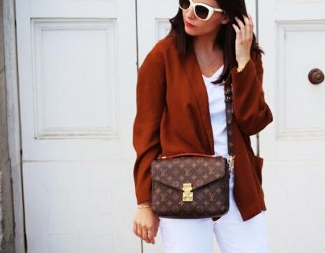 這只默默紅起來的包劉雯唐嫣都在背,你還沒有嗎?