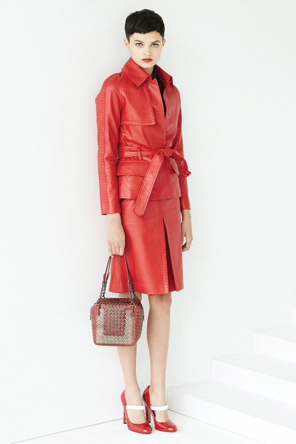 Bottega Veneta 2017早春摩登鉚釘手袋