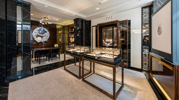 IWC萬國表推出葡萄牙系列萬年歷“上海特別版”