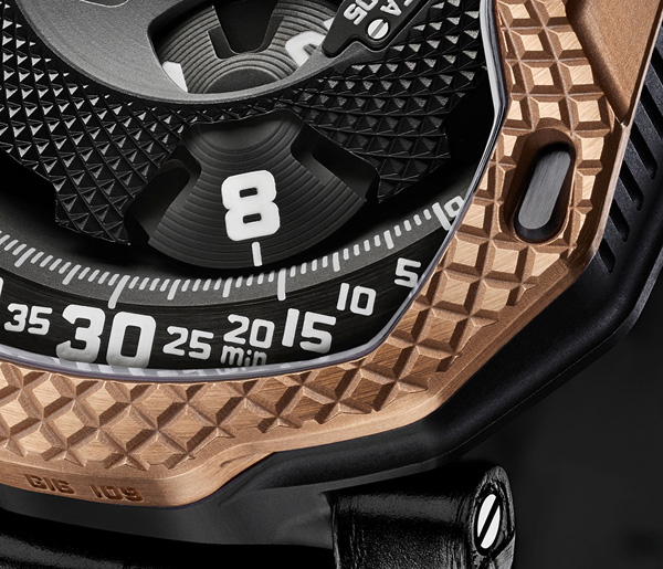 URWERK 推出Raging Gold UR-105腕表