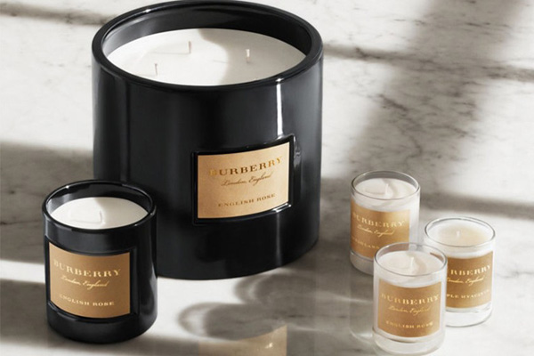 Burberry 推出全新家居香薰系列