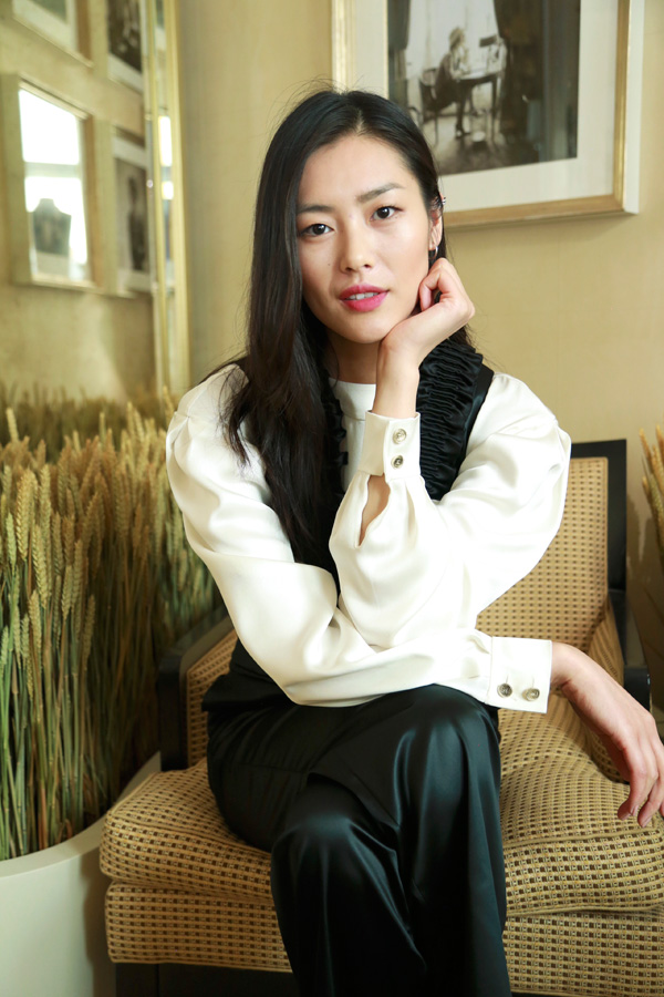 Ѹ^Les Bles de CHANELϵչ[