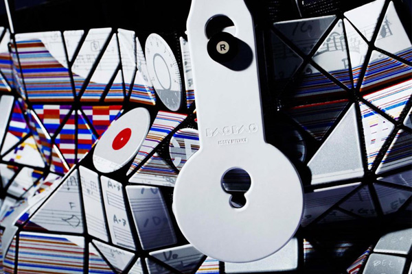 三宅一生推出新款「Bao Bao」手袋系列