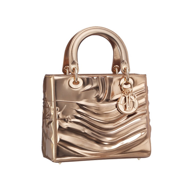 迪奧發(fā)布Dior Lady Art 系列限量版手袋