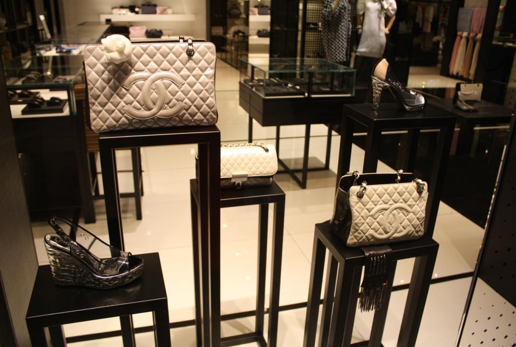 奢侈品海外代購揭秘 幾招幫你鑒別網(wǎng)上的真假奢侈品